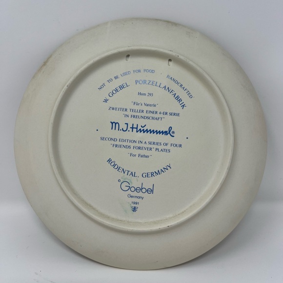 MJ Hummel Relief Plate by Goebel Friends Forever "For Father" 1991 2nd Edition - Picture 3 of 4